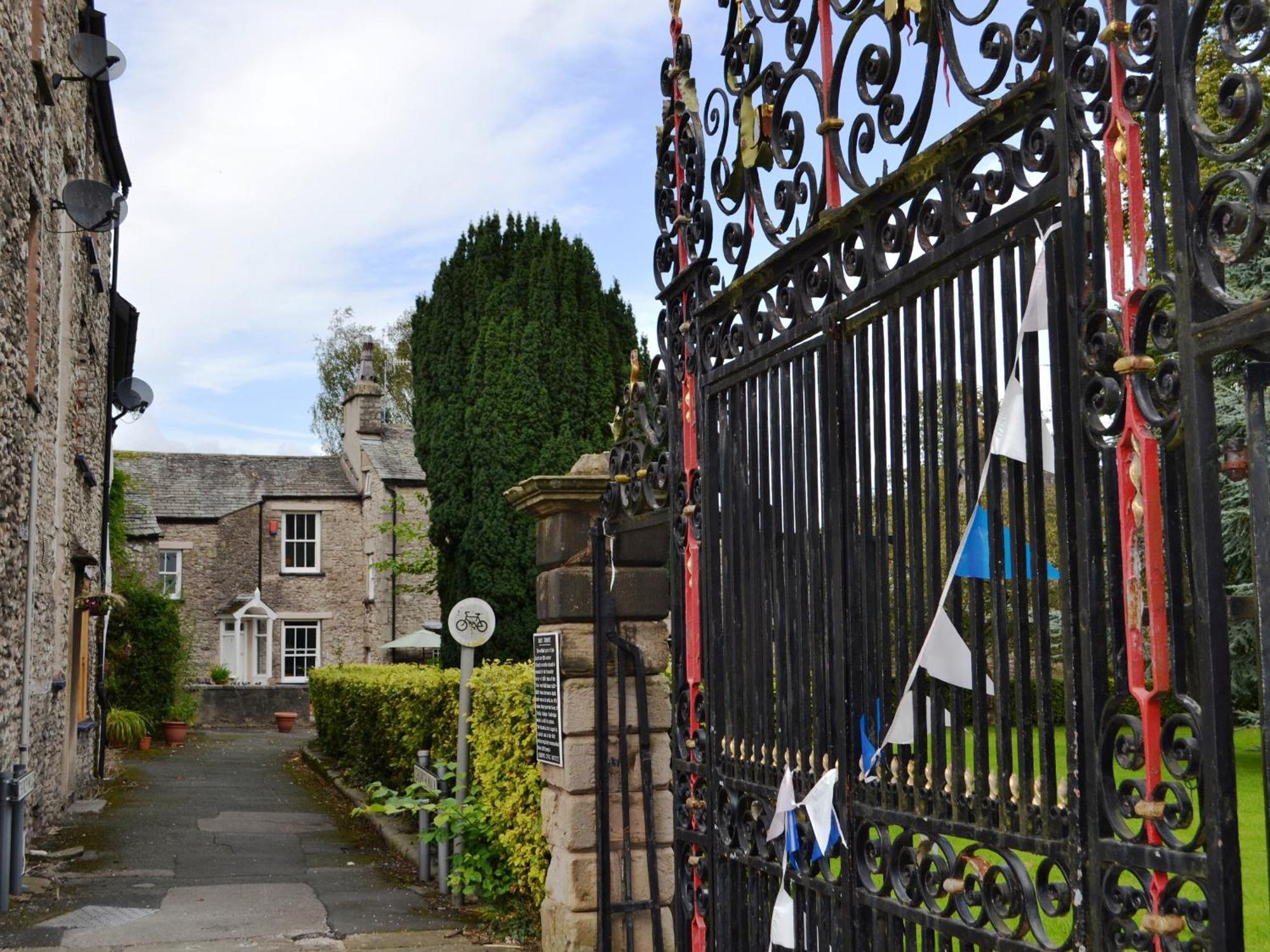 Church Walk Cottage Kendal Kültér fotó